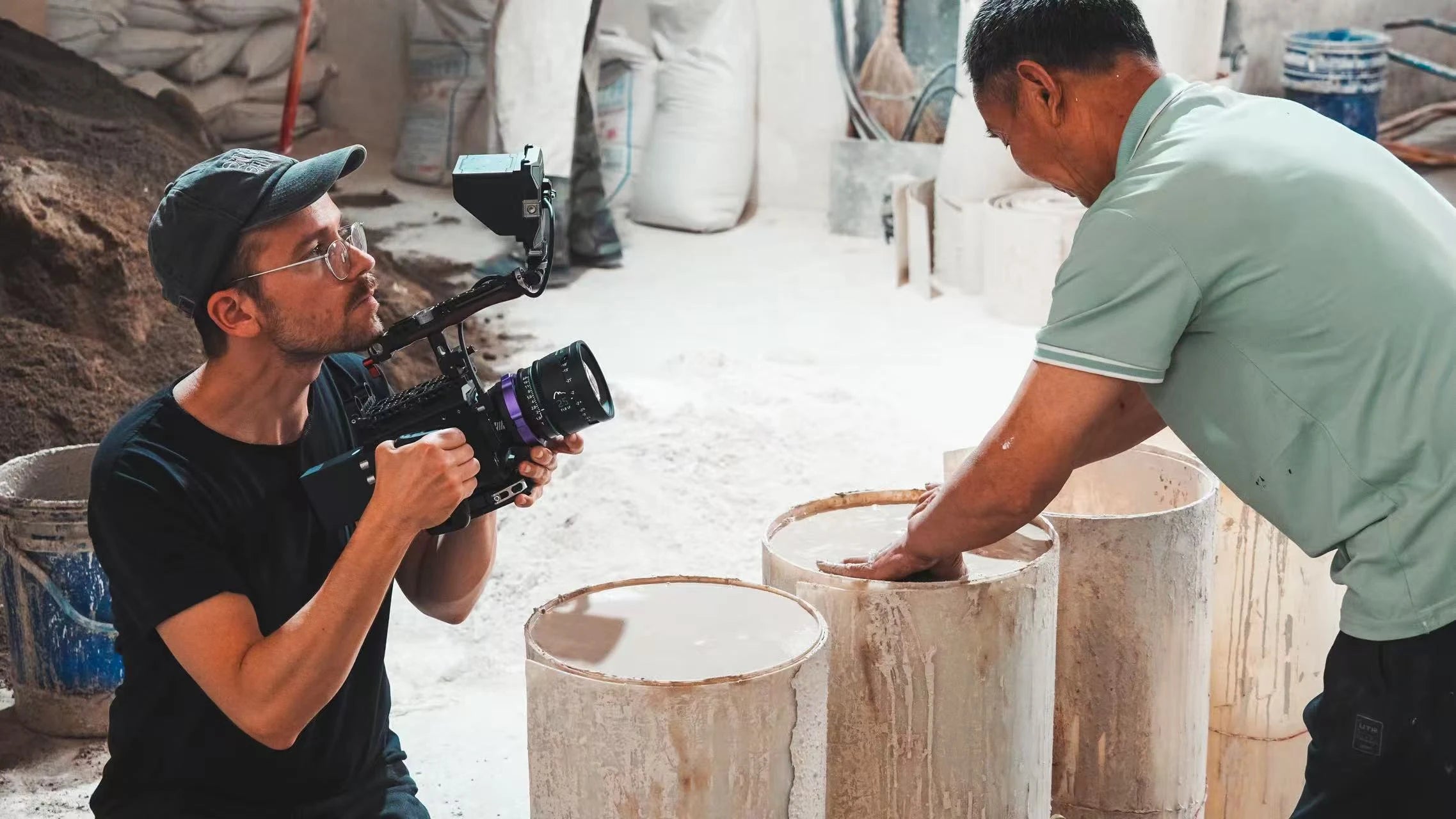 Cinematographer filming with a MUSE PRIME lens